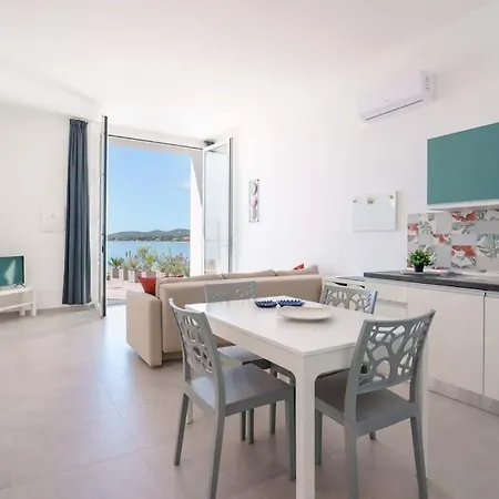 Il Delfino Carloforte (Isola di San Pietro)